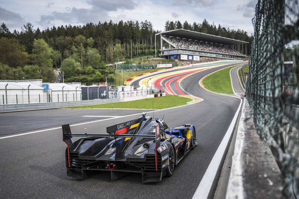 6H de Spa : Porsche reprend la main, Ferrari et Aston Martin en difficulté lors des EL2&nbsp;!