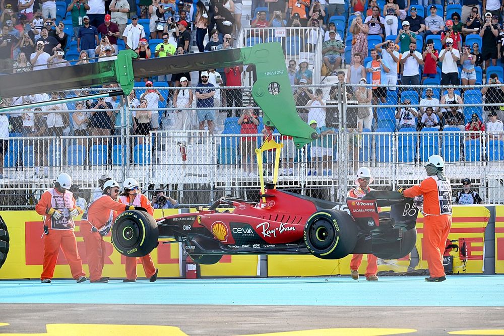 Leclerc piégé par la pluie : crash avant même le départ du sprint à&nbsp;Miami